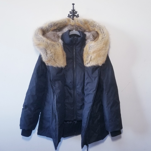 Babaton Jackets & Blazers - Babaton Harrison Parka Size M